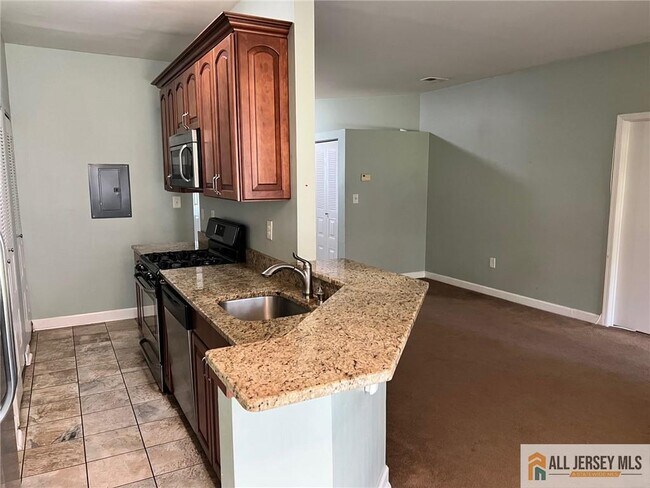 Building Photo - 3191 Cypress Ct