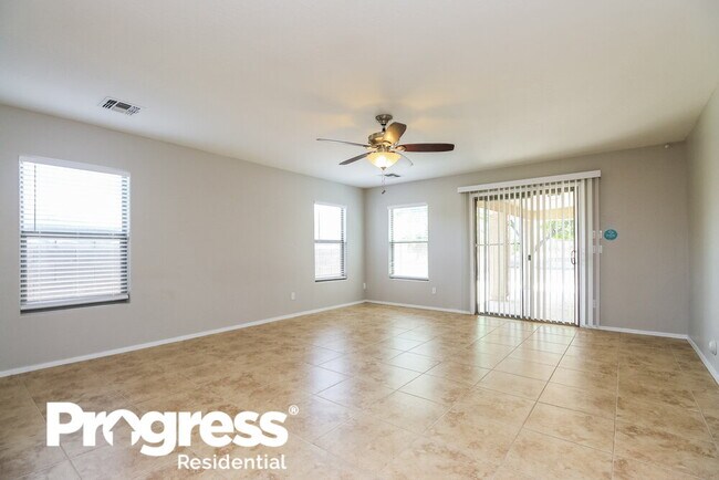 Foto del edificio - 4439 W Burgess Ln