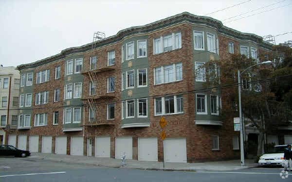 Foto del edificio - 550 Lake St