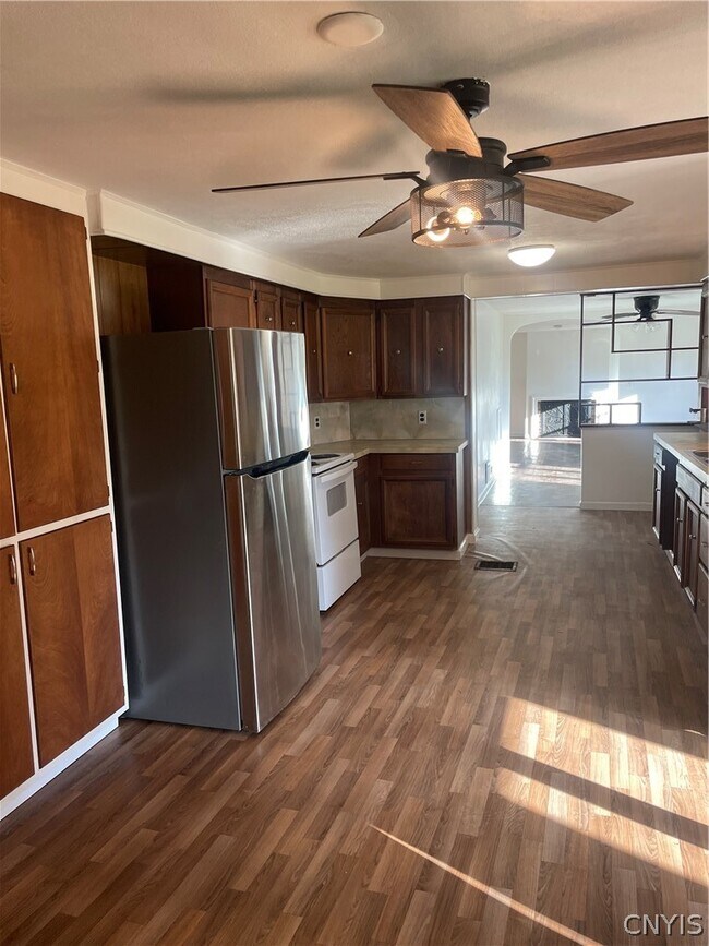 Foto del edificio - 277 US-11