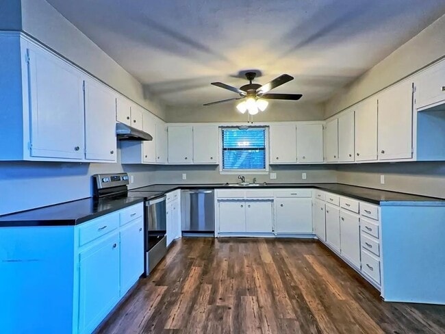 Foto del edificio - 306 S Wofford St