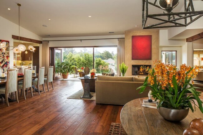 Foto del edificio - 762 Westmont Rd