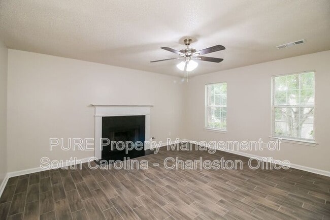 Building Photo - 312 MacGregor Dr