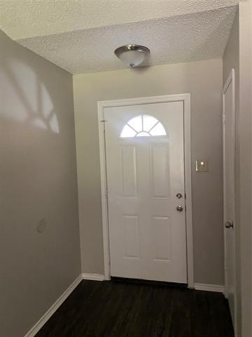 Foto del edificio - 822 Collins Blvd