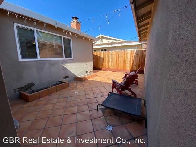 Building Photo - 4 br, 2 bath House - 8213 Cedar Crest Way