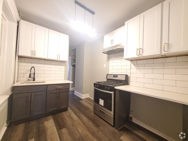 Building Photo - 103 Romaine Ave
