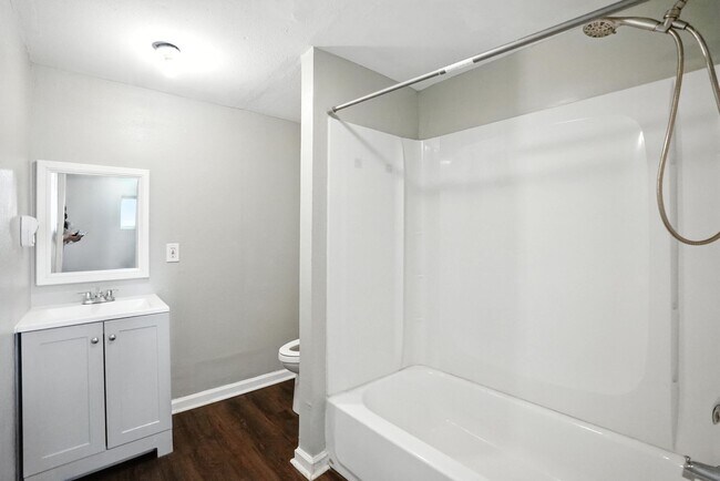 Foto del edificio - Charming 2-Bedroom Home in Robstown – Newl...