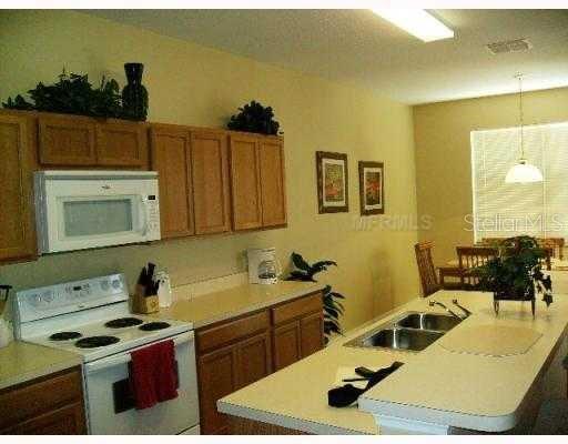 Building Photo - 622 Alfani St