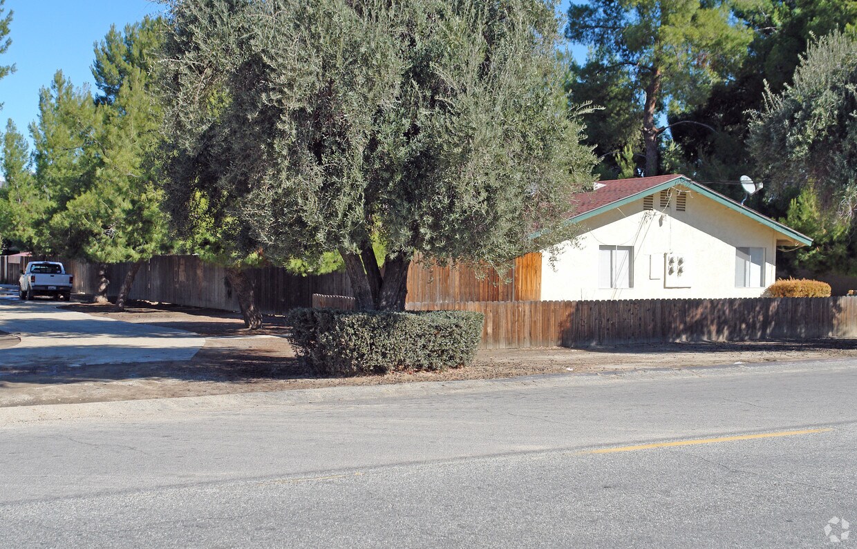 4190041960 Acacia Ave, Hemet, CA 92544 Apartments Hemet, CA