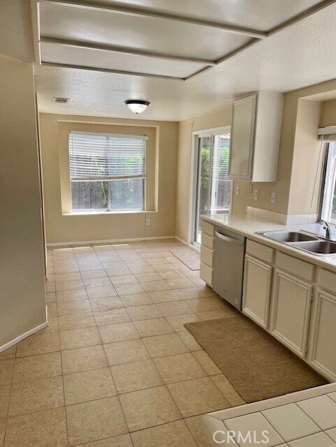 Foto del edificio - 39833 Knollridge Dr