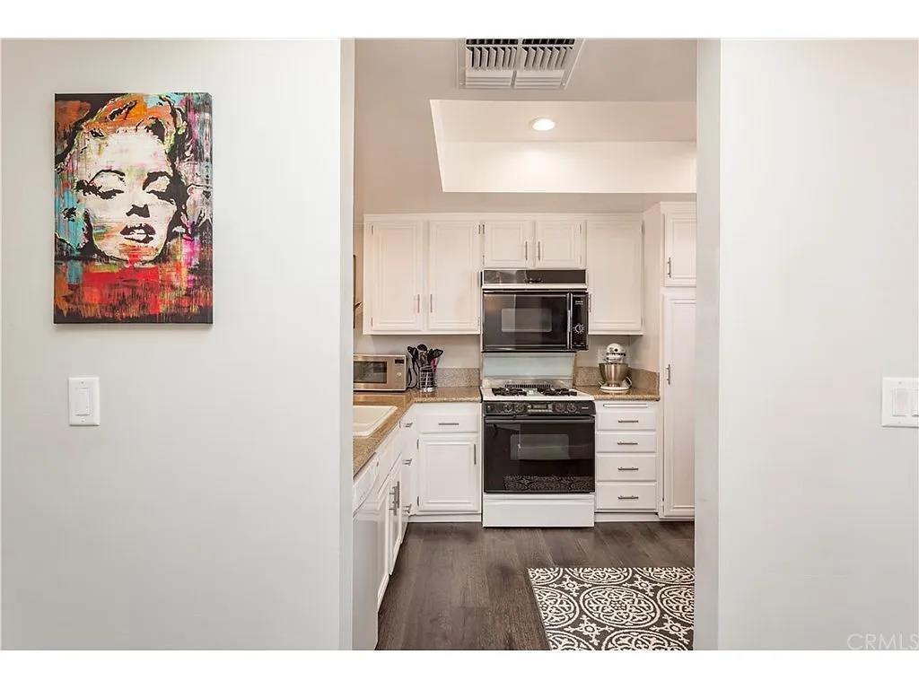 Foto principal - 1635 Clark Ave