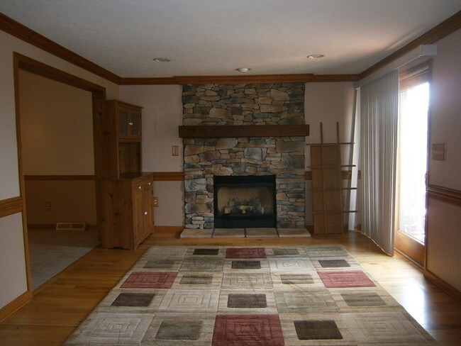 Building Photo - 3 BR, 3 Bath Single Family Home in West York