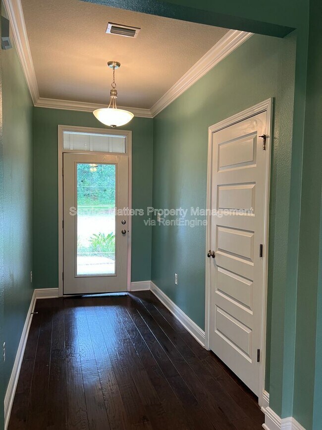 Foto del edificio - 4533 Oak Orchard Cir