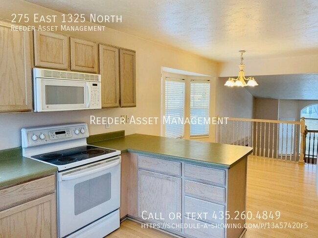 Foto del edificio - 5 Bedroom 3 Bathroom Home In Layton with B...
