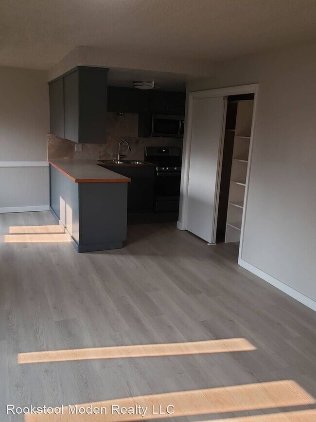 Foto del edificio - 3 br, 1 bath House - 2419 Union Ave.