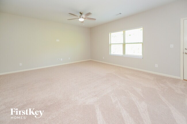Foto del edificio - 530 Sunrise Ln