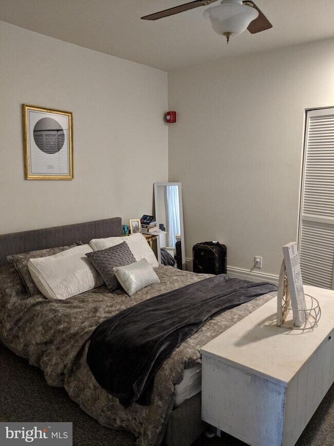 Foto del edificio - 1713 Green St