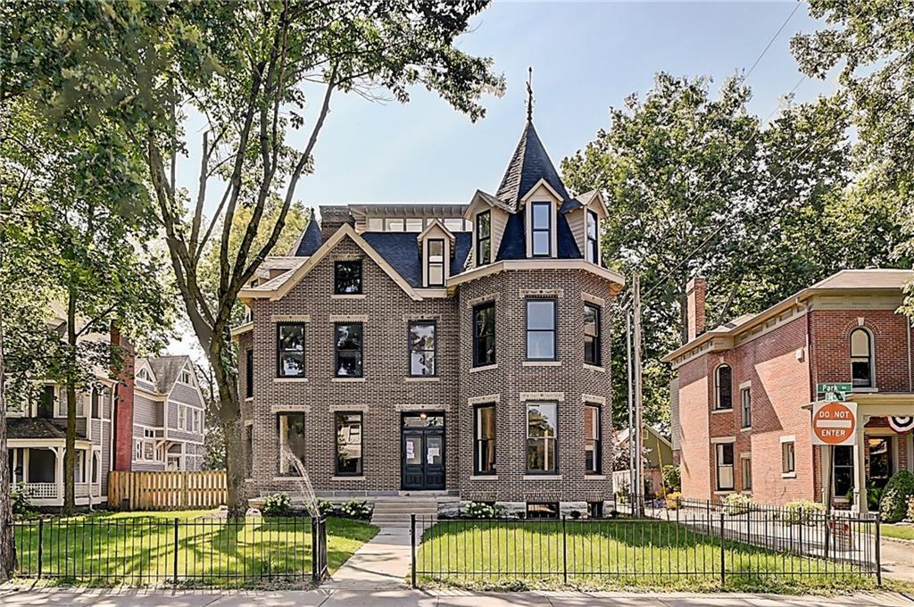 Primary Photo - 1340 N Park Ave