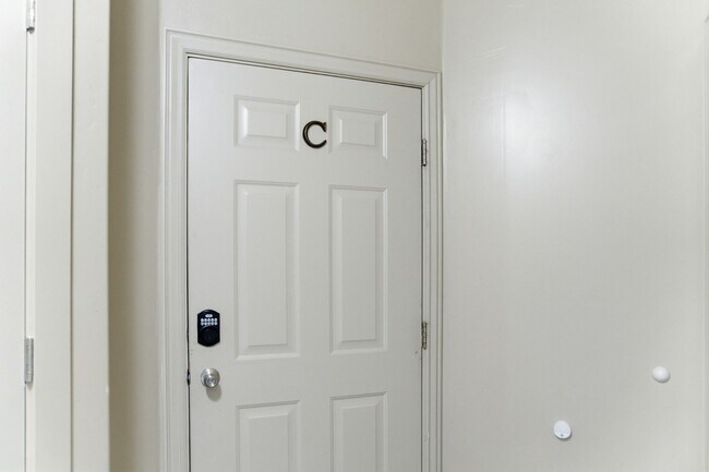 Foto del edificio - 114 W 975 N