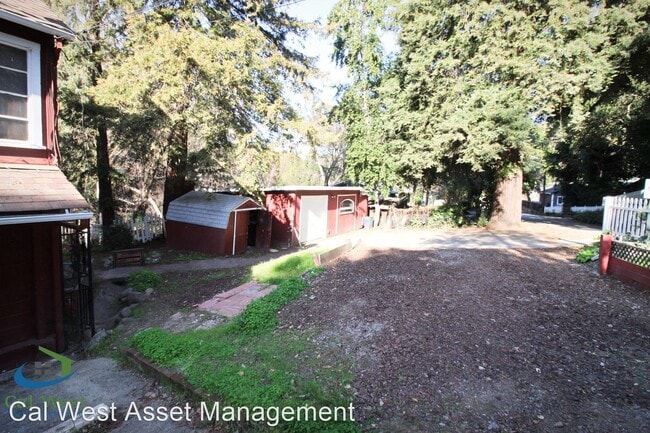 Building Photo - 3 br, 1.5 bath House - 21305 Bertram Rd.