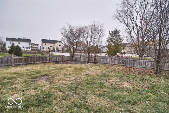 Foto del edificio - 11080 McDowell Dr