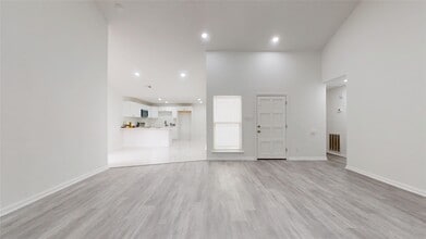 Building Photo - 7415 Alcomita Dr