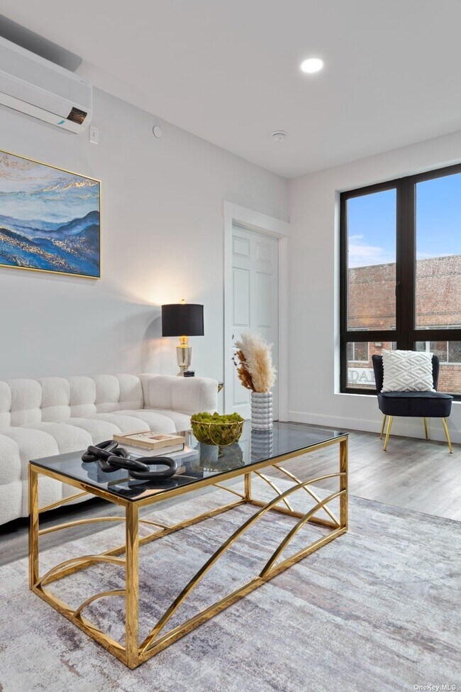 Foto del edificio - 214-33 41st Ave