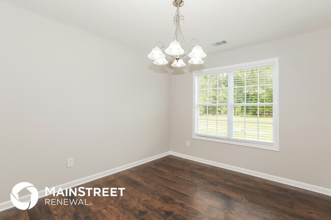 Building Photo - 110 Lumby Ln