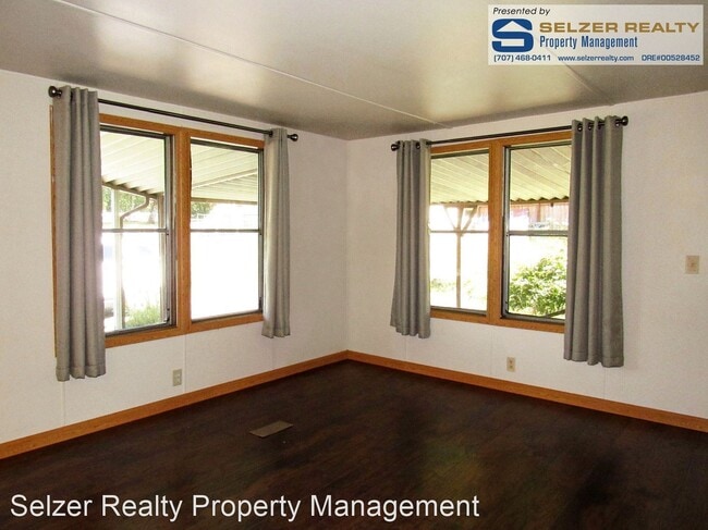 Building Photo - 2 br, 2 bath House - 1840 East Hill Rd.