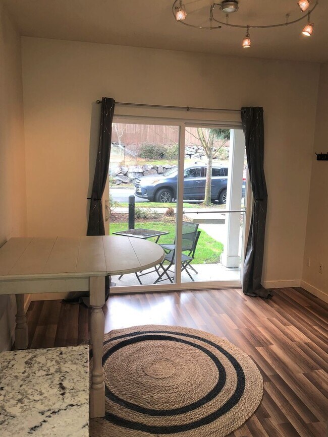 Foto del edificio - 2bd/2.5ba Duvall House