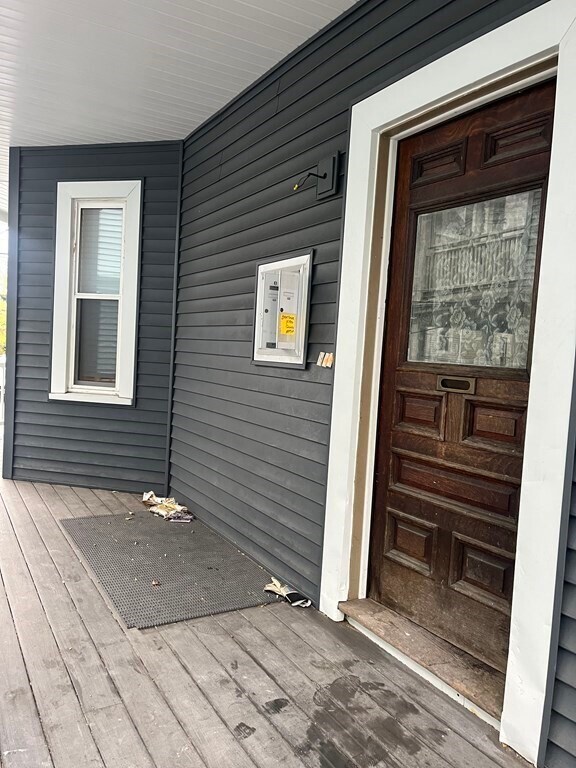 Building Photo - 17-19 Corwin St