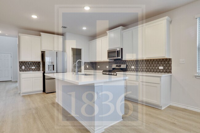 Foto del edificio - 17609 Chino Ln