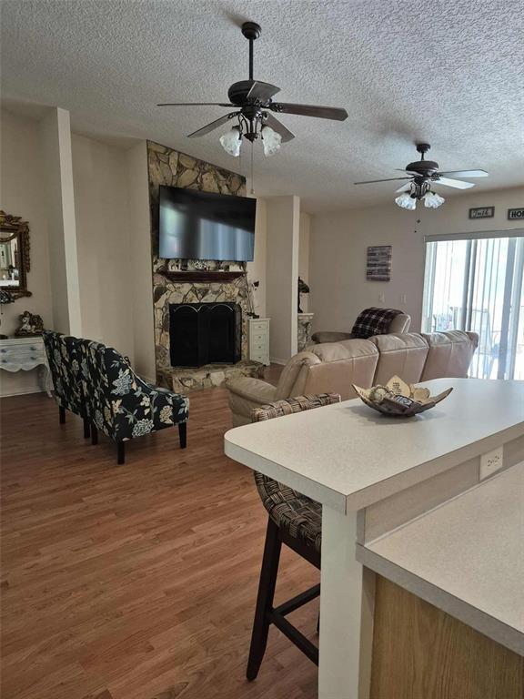 Foto del edificio - 30733 Buttercup Ln