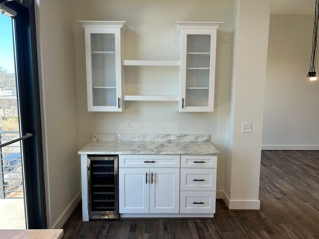 Foto del edificio - 165 Morrow Ave