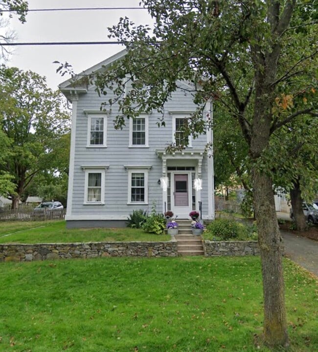 Building Photo - 75 Greenwood Ave