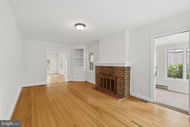 Foto del edificio - 4403 19th St N