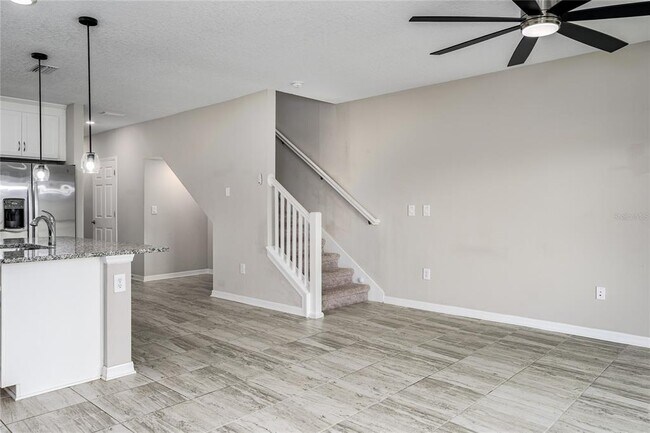 Building Photo - 5528 Tripoli Dr