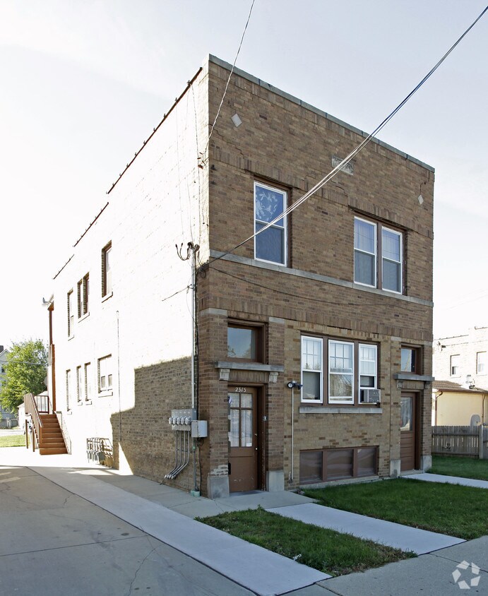 Building Photo - 2315 52nd St
