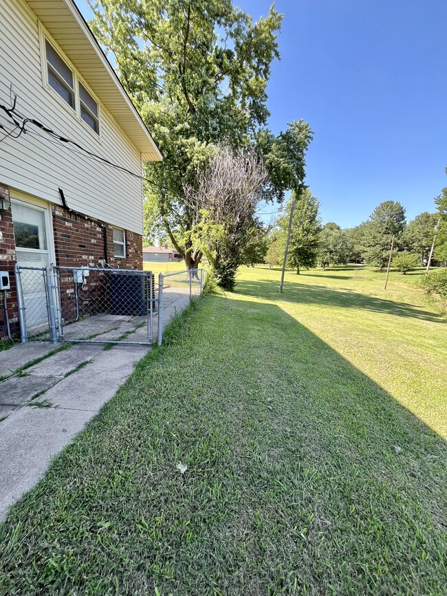 Foto del edificio - 14731 E 96th St N