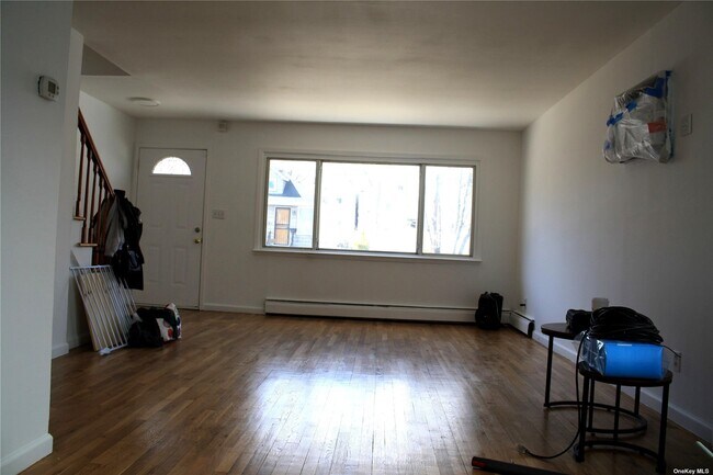 Foto del edificio - 9-27-27 124th St