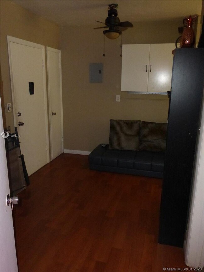 Building Photo - 4015 Indian Creek Dr