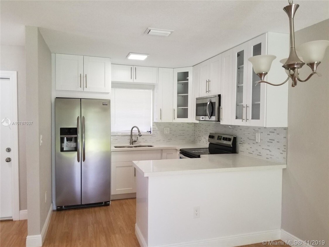 Primary Photo - 2240 NW 51st St