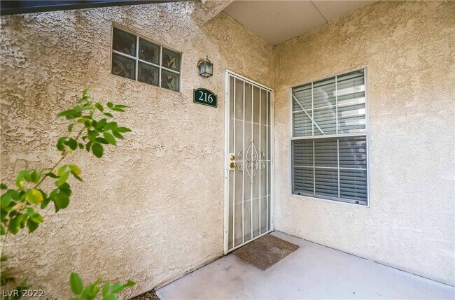 Foto del edificio - 2251 Wigwam Pkwy