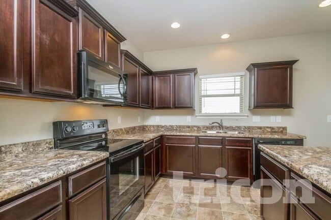 Foto del edificio - 3012 Wesley Rd