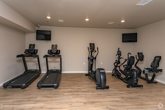 Gimnasio - Whispering Creek Apartments