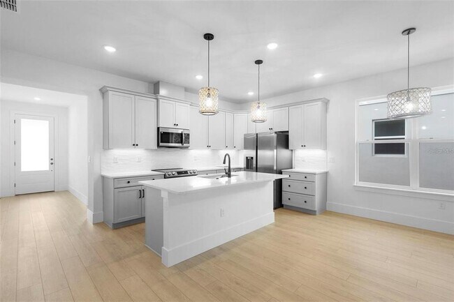 Foto del edificio - 2131 Brighton Ln