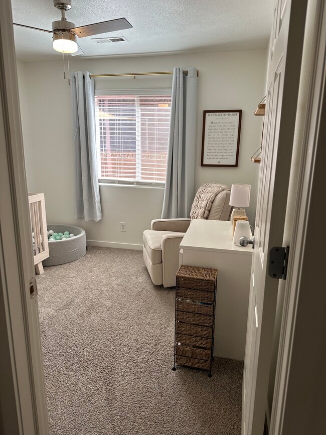 Building Photo - 357 S 6150 W