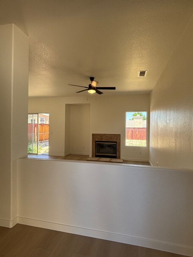 Building Photo - 13254 Sandia Cir