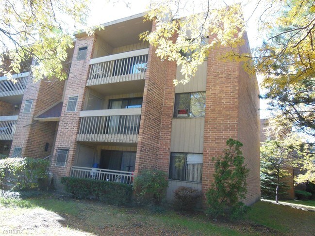 Building Photo - 1341 E Ports O Call Dr