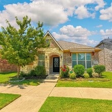 Building Photo - 2064 Barx Dr